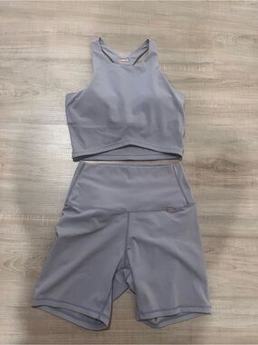 Cleo Harper workout set